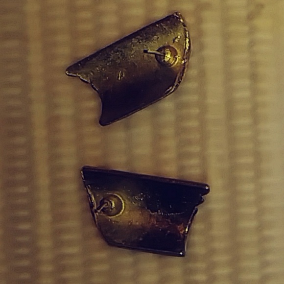 Earrings ~ Pierced ~ Green * Costume Jewelry - Picture 4 of 4